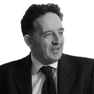 Simon Rawlinson - headshots